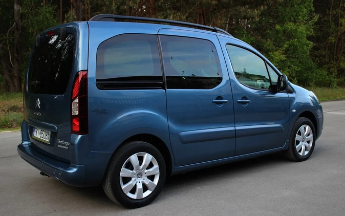 Citroen Berlingo cena 34900 przebieg: 195187, rok produkcji 2015 z Józefów małe 191